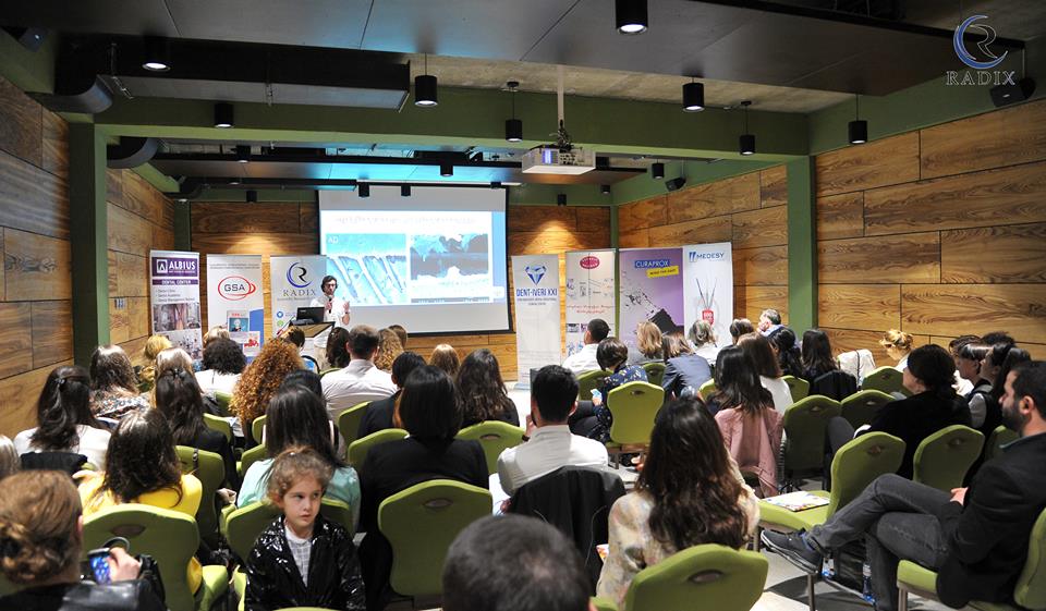 On April 22, 2018, the Young Dental Forum was held