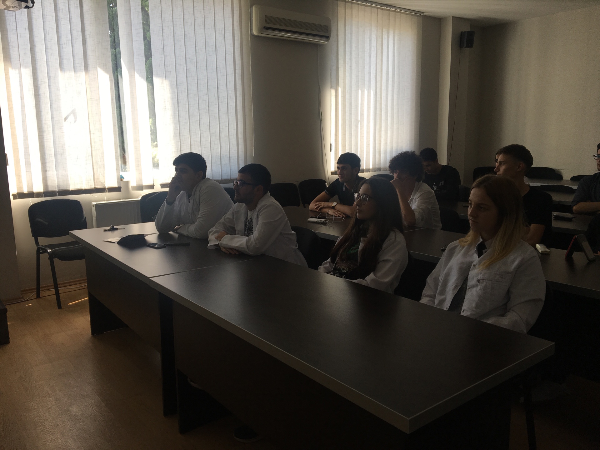 თჰუში ჩატარდა საერთაშორისო სტომატოლოგიური კონგრესის Dentsplay Sirona World ონლაინ-ტრანსლაცია