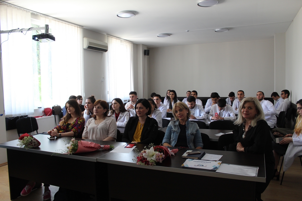 28 мая 2019 года на медицинском факультете прошла студенческая конференция на тему Основы биоэтики