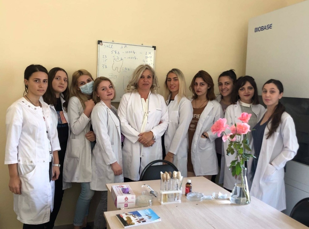 საინტერესო პრეზენტაციები მიკრობიოლოგიაში