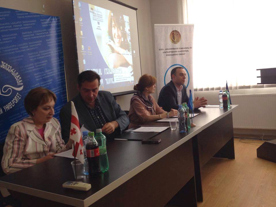 Between THU And Legal Assistance and Public Participation Municipal center Signed The Agreement