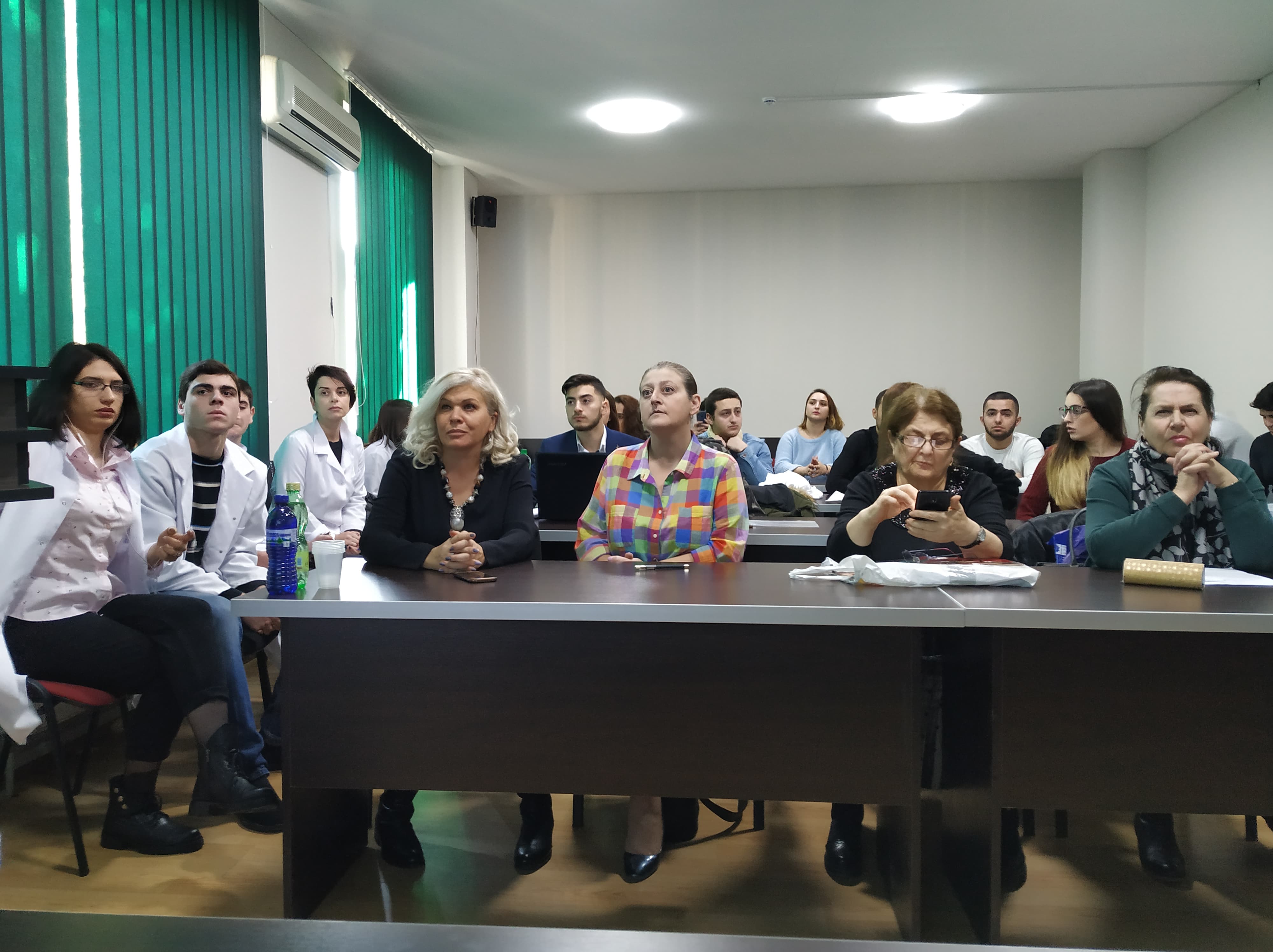 Студенческая конференция Тбилисского гуманитарного университета